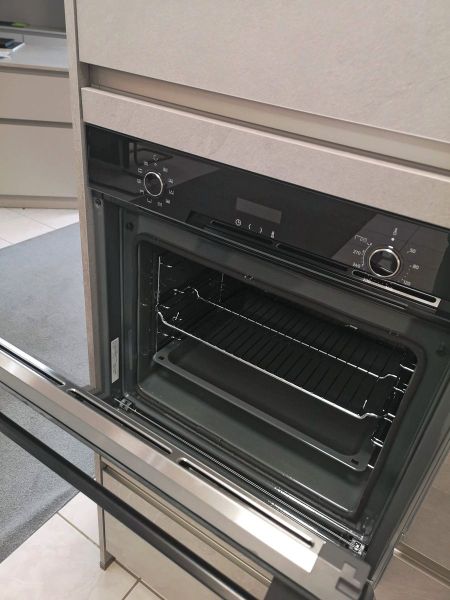 Im Angebotspreis enthalten: Backofen von Neff